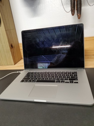 Apple macbook pro a1398 - apple, 15"