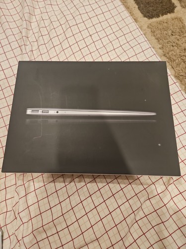A1369 apple macbook - a1369,