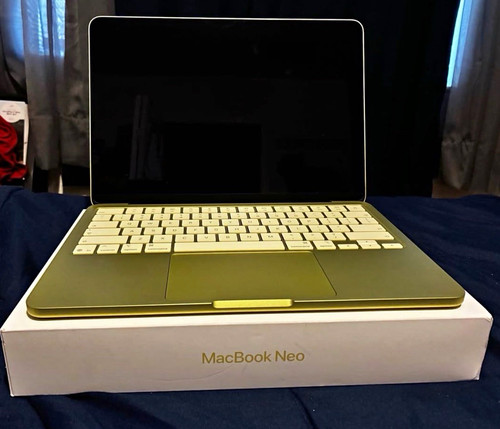 Apple macbook neo - neo, green